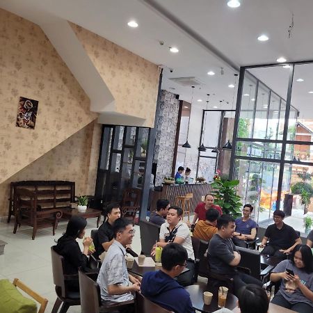 The Victory Airport Hotel Ho Chi Minh-stad Buitenkant foto