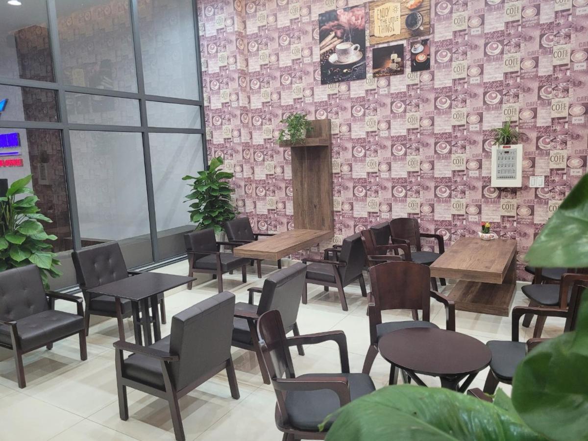 The Victory Airport Hotel Ho Chi Minh-stad Buitenkant foto